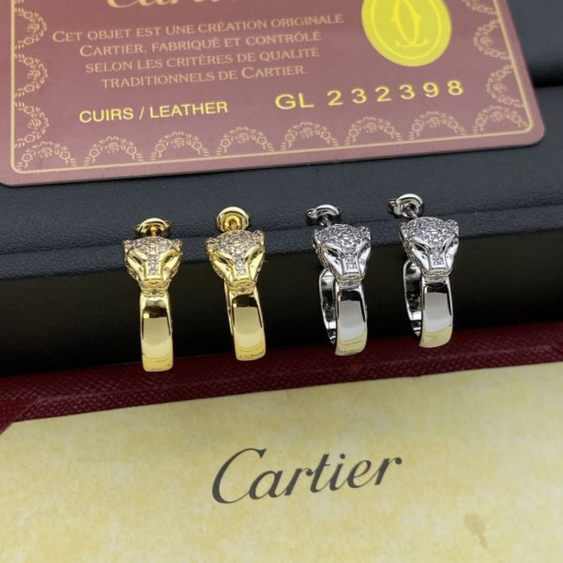 CARTIER コピー イヤリング ロゴ 累積売上総額第１位 カルティエ