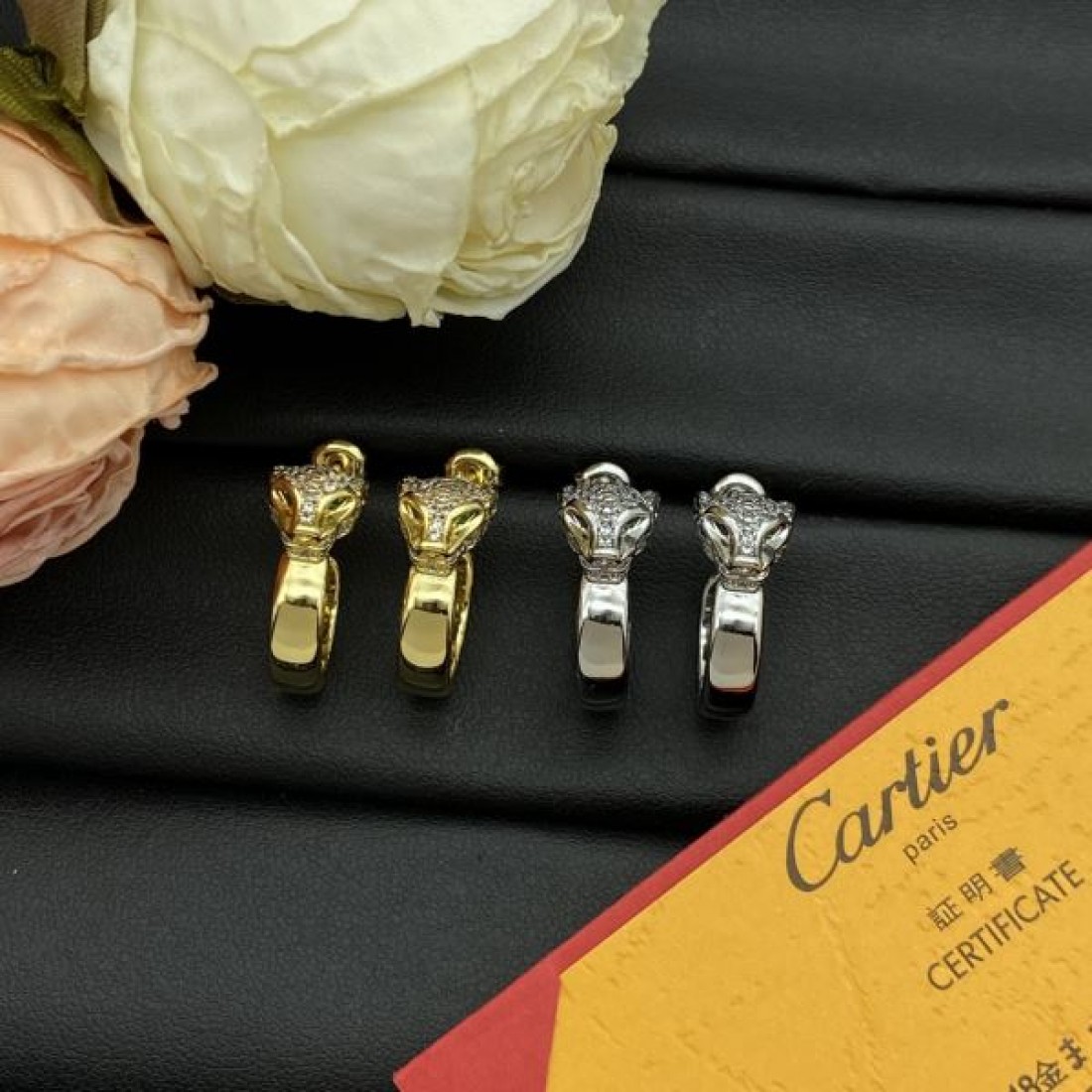 CARTIER コピー イヤリング ロゴ 累積売上総額第１位 カルティエ