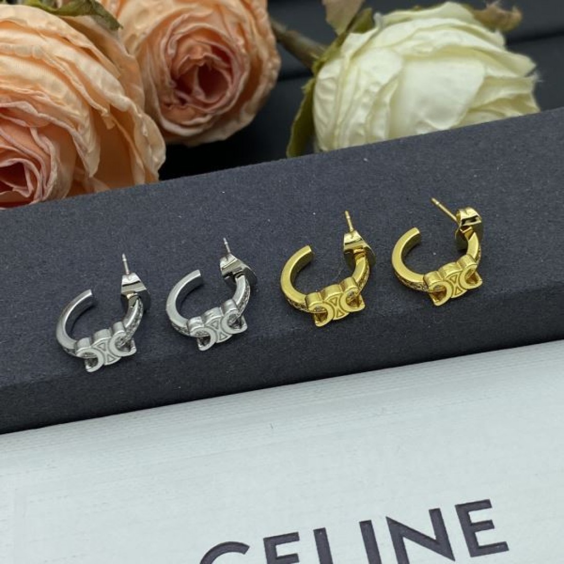 CELINE コピー イヤリング ロゴ 新品は継続して大人気 セリーヌ