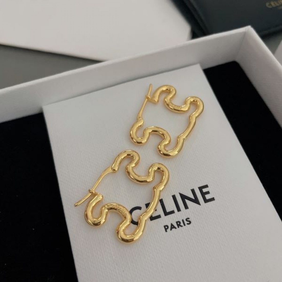 CELINE コピー イヤリング ロゴ 好感度が高いアイテム セリーヌ