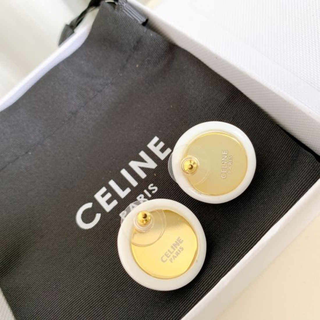 CELINE コピー イヤリング ロゴ 絶対かわいいおすすめ セリーヌ