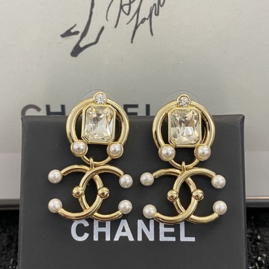CHANEL コピー イヤリング ロゴ 可愛い完売確実 大人気 シャネル