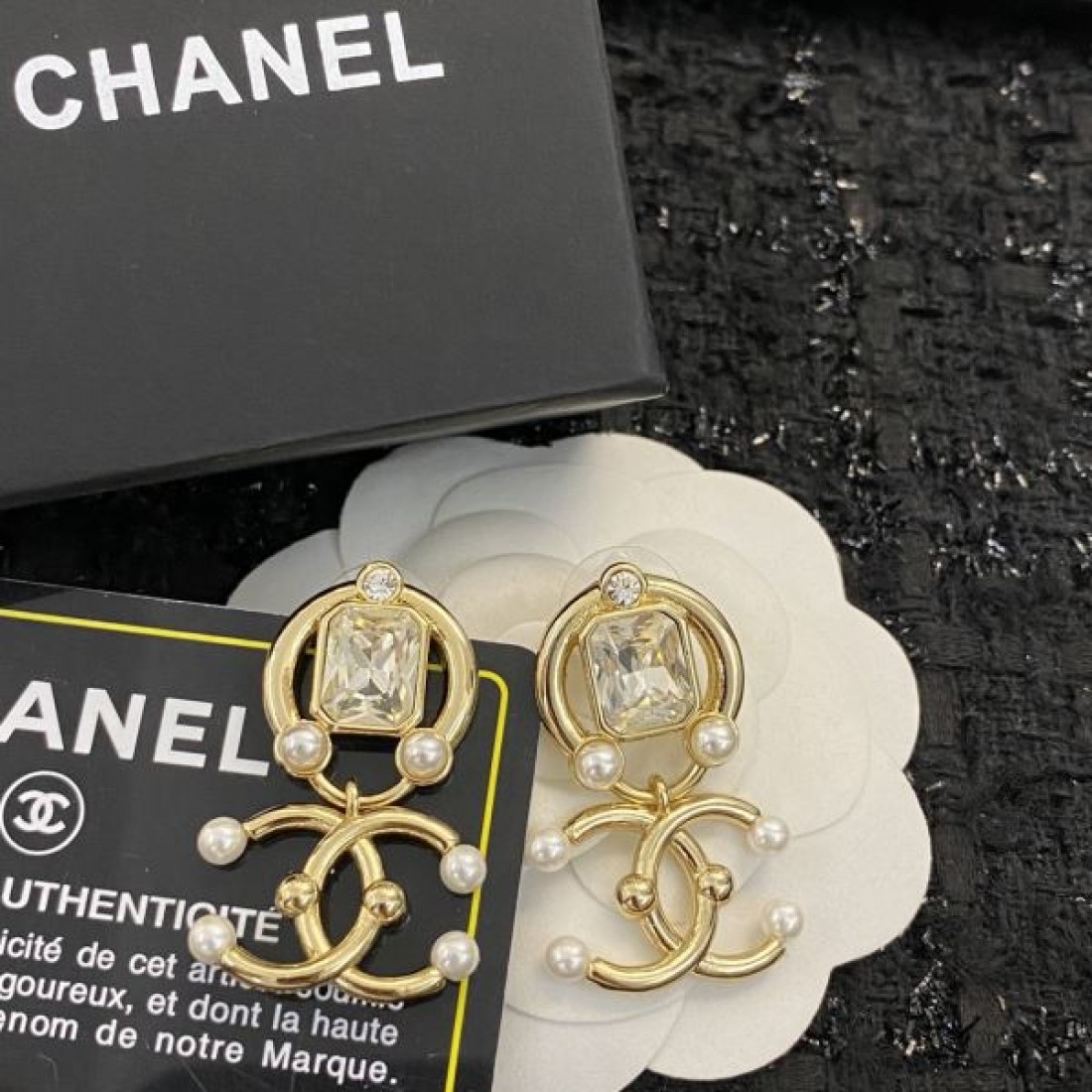 CHANEL コピー イヤリング ロゴ 可愛い完売確実 大人気 シャネル