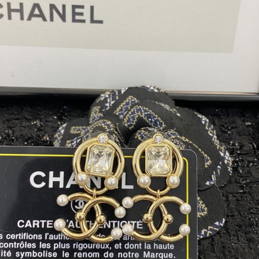 CHANEL コピー イヤリング ロゴ 可愛い完売確実 大人気 シャネル