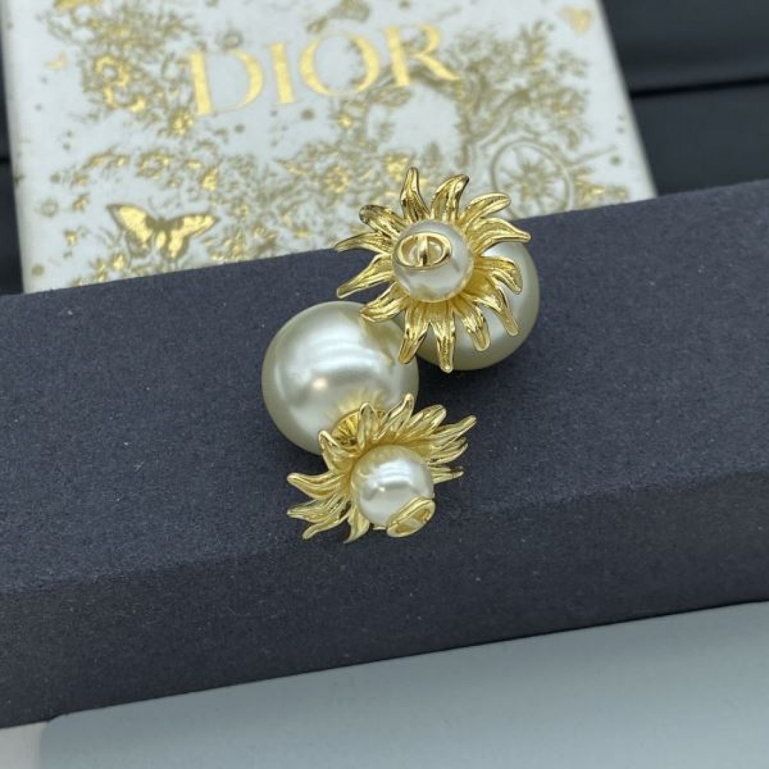 ディオール コピー イヤリング ロゴ おしゃれ度をUPする新着 DIOR