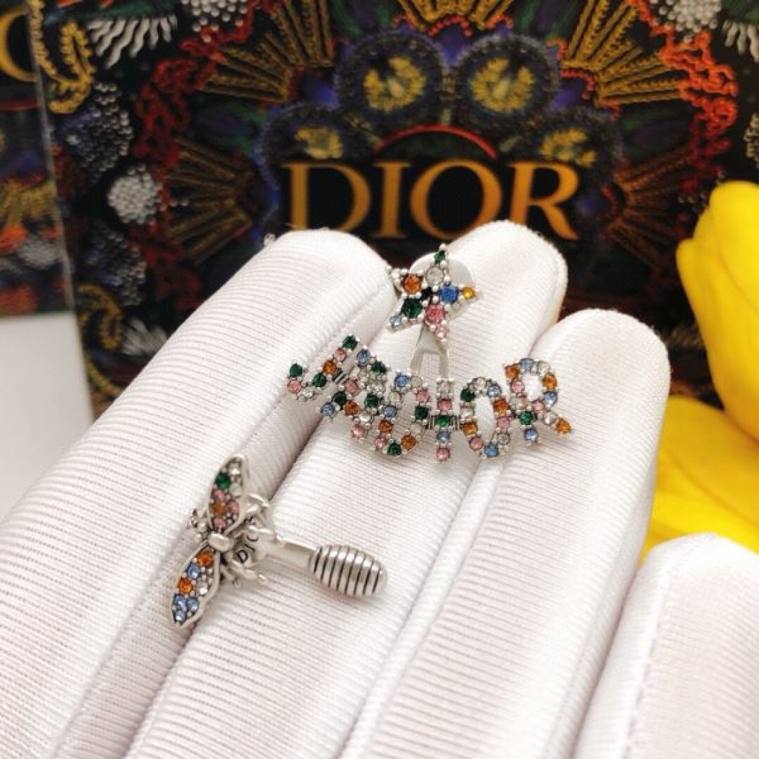 DIOR コピー イヤリング ロゴ 引き続き人気のアイテム ディオール