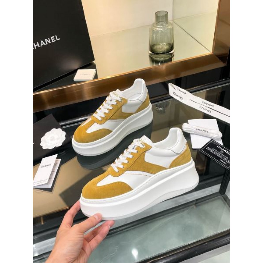 CHANEL シャネル コピー カジュアルシューズ 大人っぽく柔らかな雰囲気が魅力