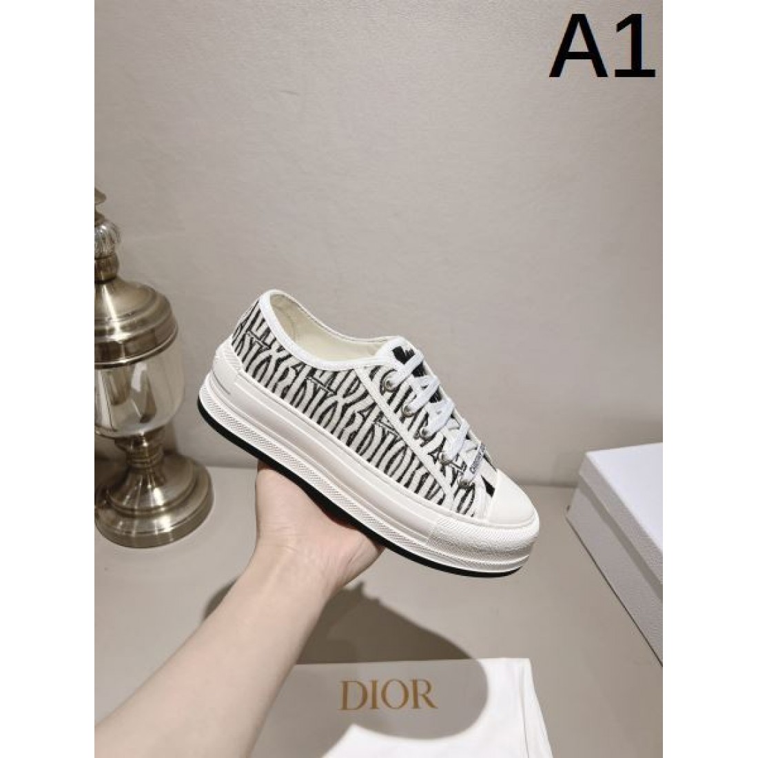 今季イチオシ DIOR ディオール コピー レディース ハイヒール 季節感たっぷり