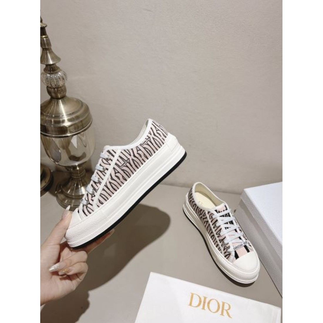 今季イチオシ DIOR ディオール コピー レディース ハイヒール 季節感たっぷり