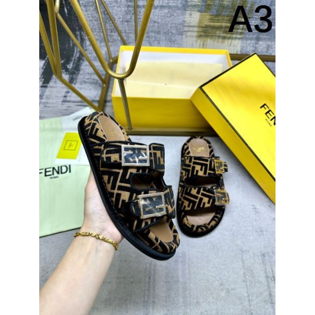 季節限定商品 FENDI フェンデイ コピー レディースサンダル 特別仕様
