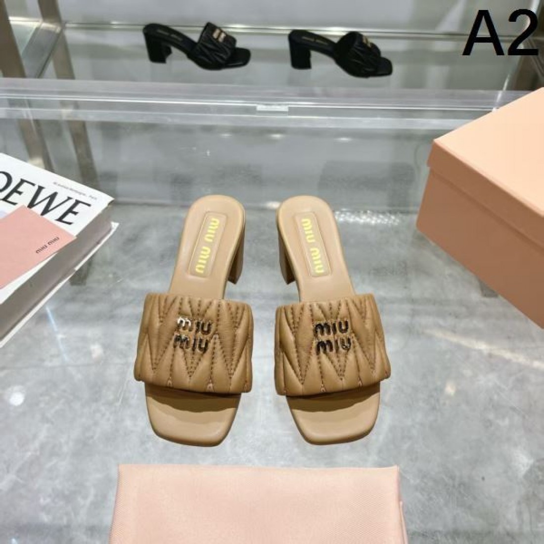 SNS映え抜群 MIU MIU ミュウミュウ コピー レディースサンダル スタイリッシュなスタイル