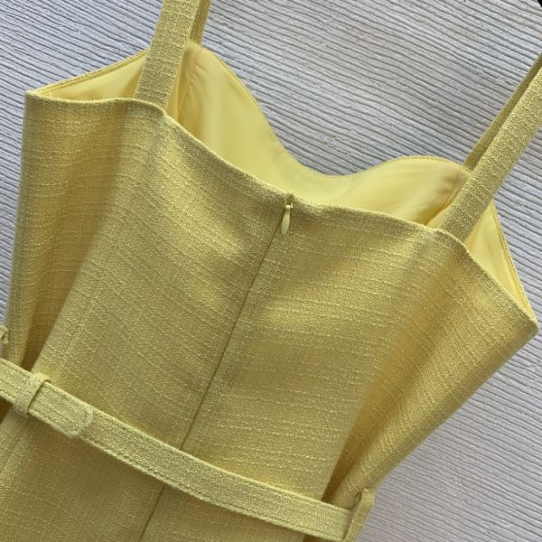 ディオール スーパーコピー ワンピース ロゴ 超レアな入手困難品 DIOR