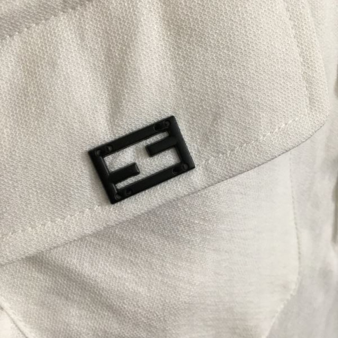 フェンデイ スーパーコピー ワンピース ロゴ 顧客セール大特価早い者勝ち FENDI