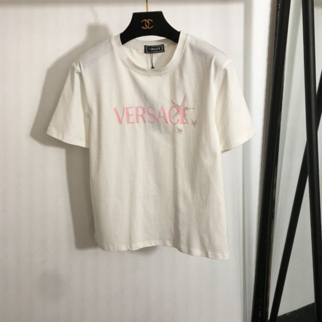 VERSACE ヴェルサーチェ コピー 上下セット 快適でおしゃれなシルエット