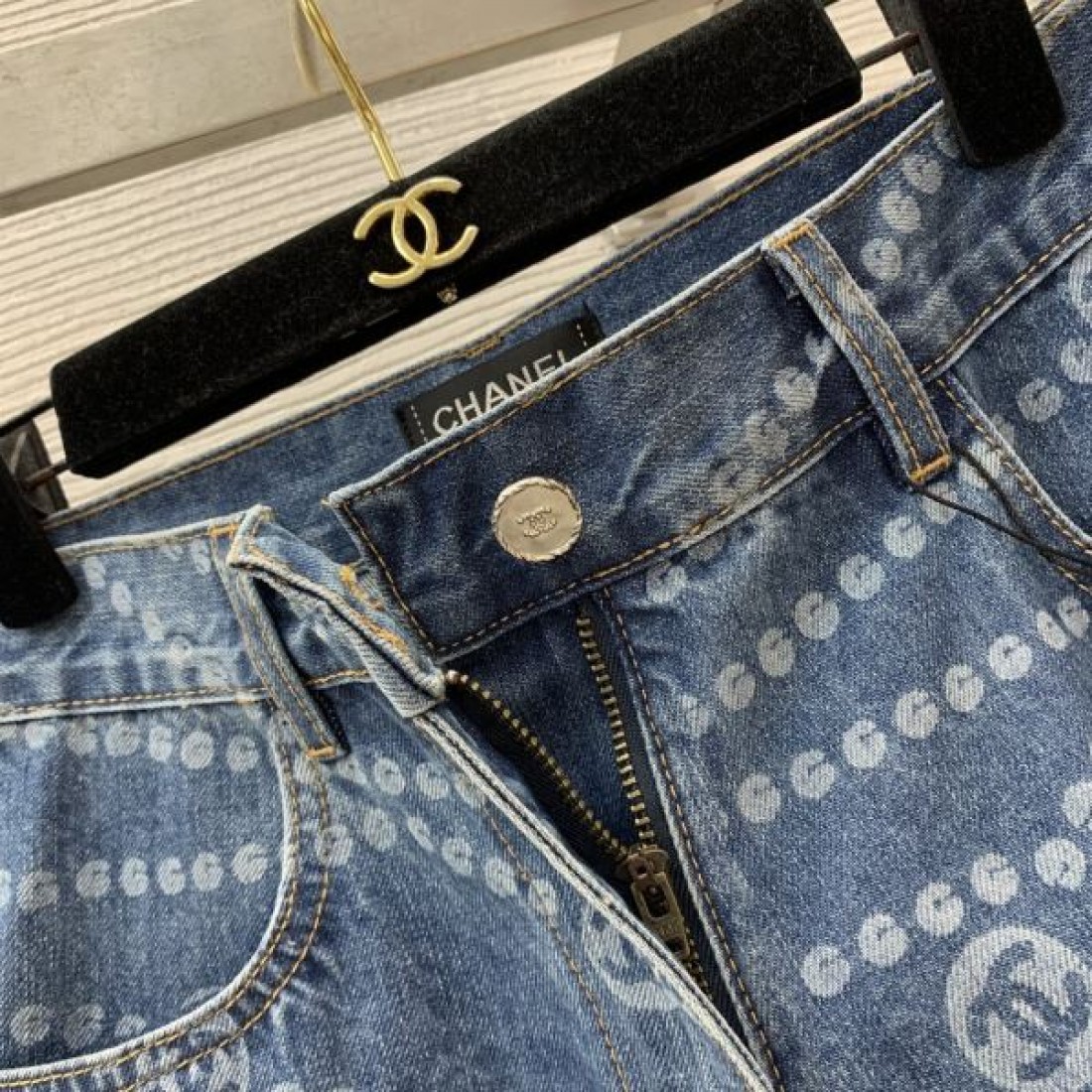 ★日本でも根強い人気★CHANEL スーパーコピー デニムパンツ 2025年ブランド新作