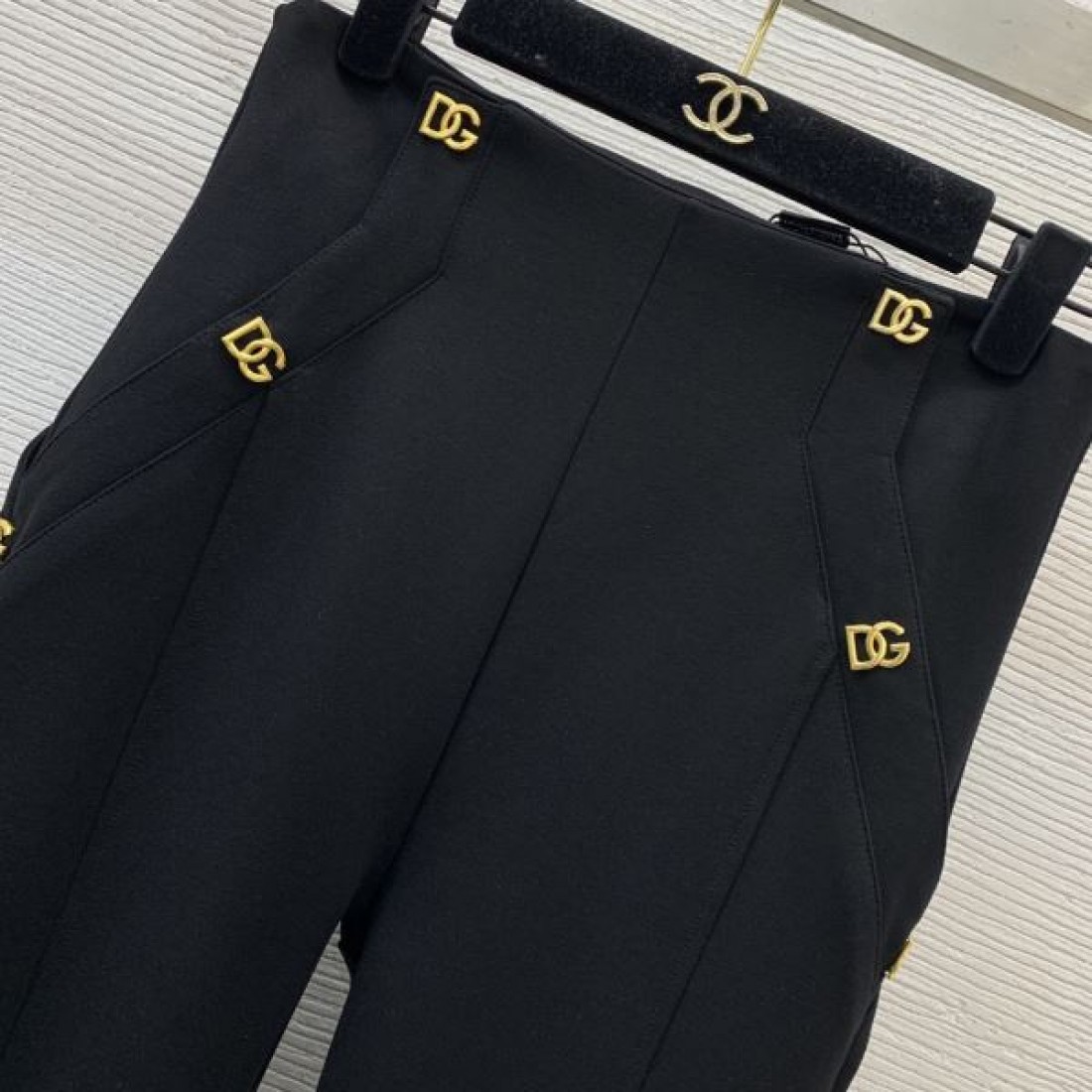 DOLCE＆GABBANA ドルチェ＆ガッバーナ コピー レギンスパンツ 洗練された快適さ