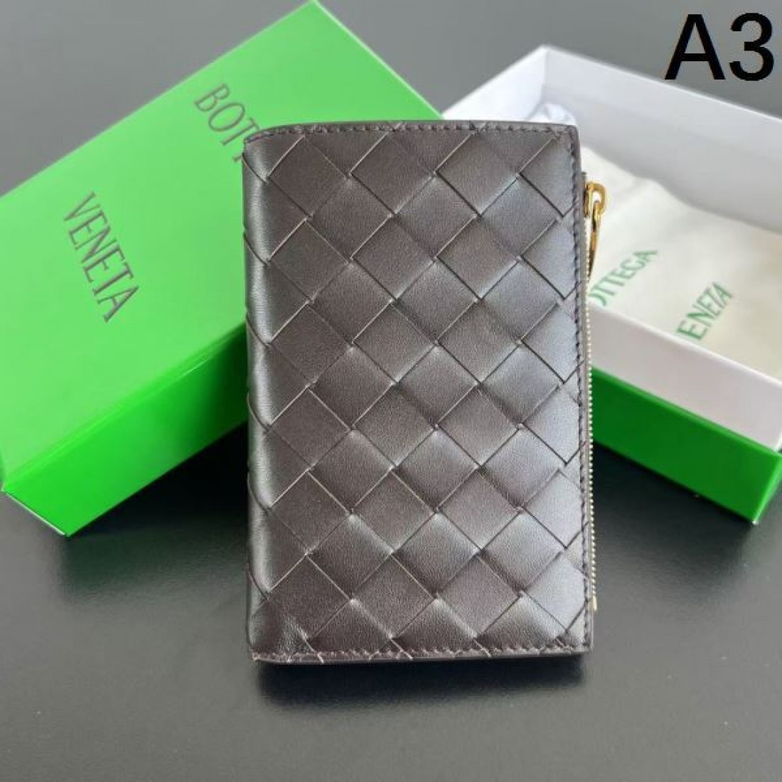 モダンで上品な BOTTEGA VENETA ボッテガヴェネタ コピー コインバッグ