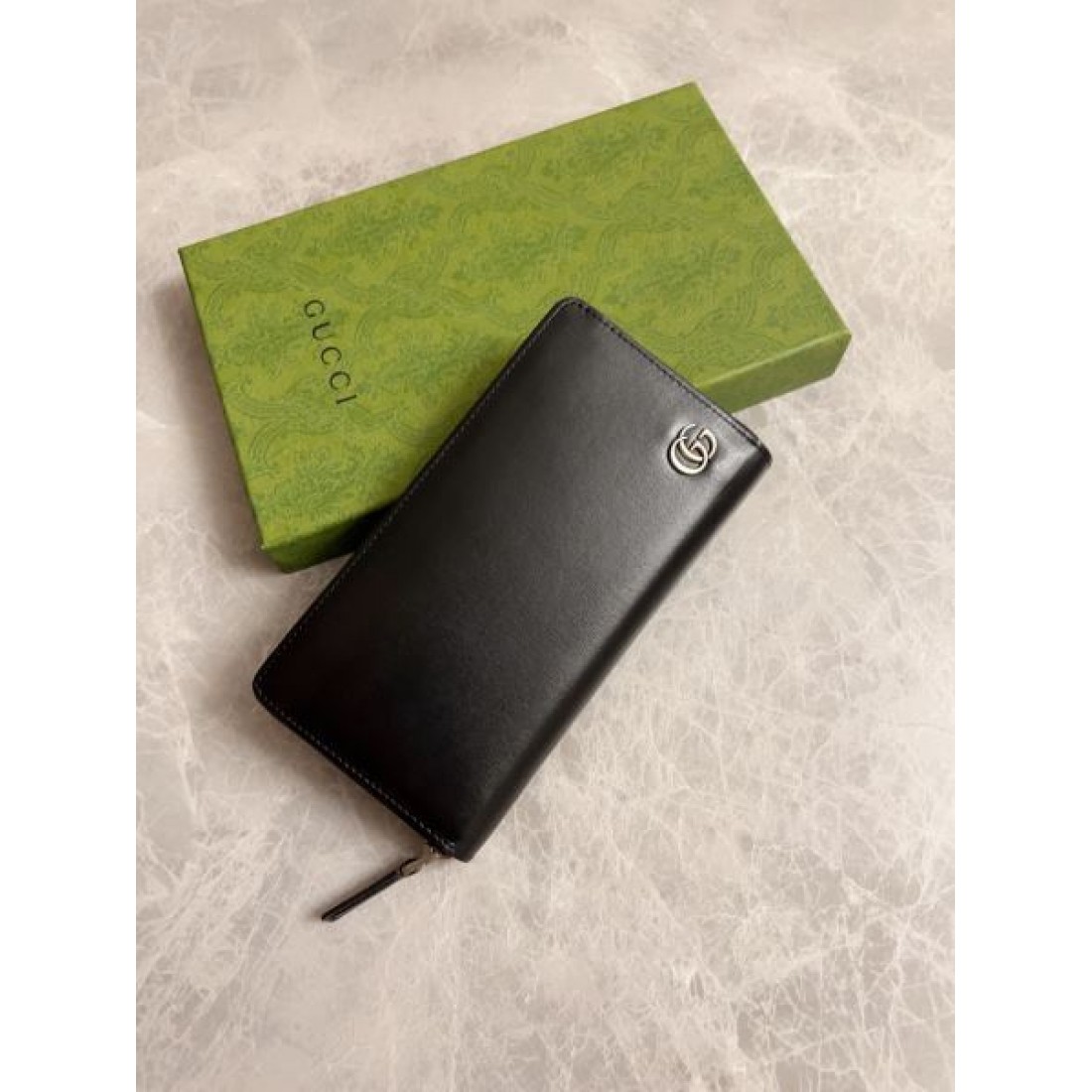 大人カジュアルに GUCCI グッチ コピー 長財布 早い者勝ち