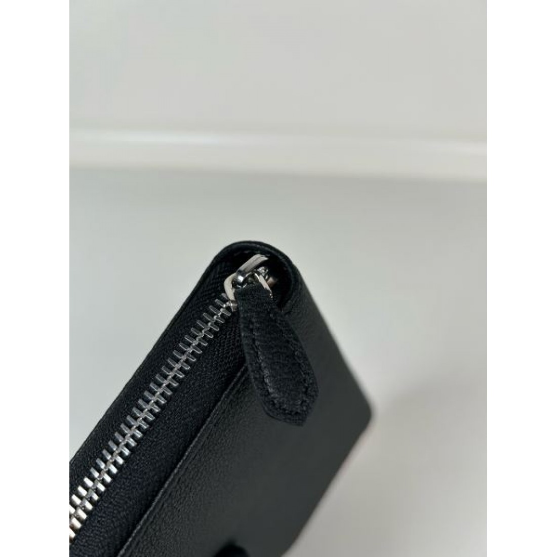 今季イチオシ PRADA プラダ コピー 長財布 季節感たっぷり