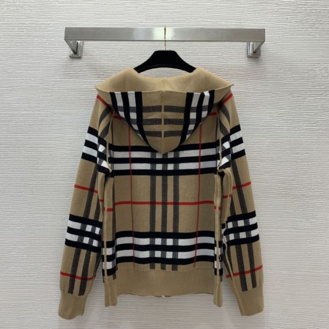  BURBERRY バーバリー コピー ニットコート 柔らかで高級感のある編み目