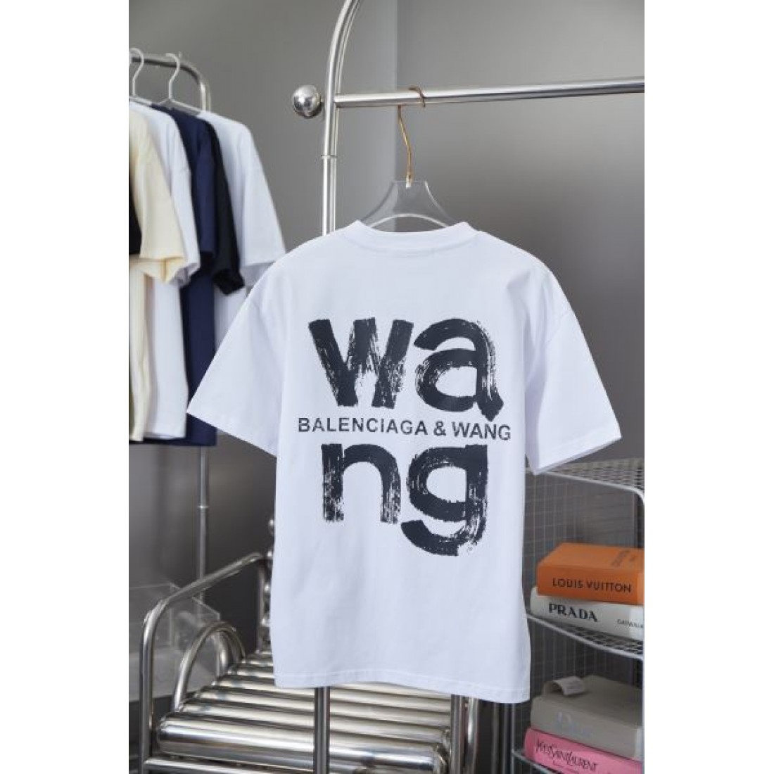 自由でエフォートレスな雰囲気が漂う ALEXANDER WANG コピー 半袖Tシャツ 