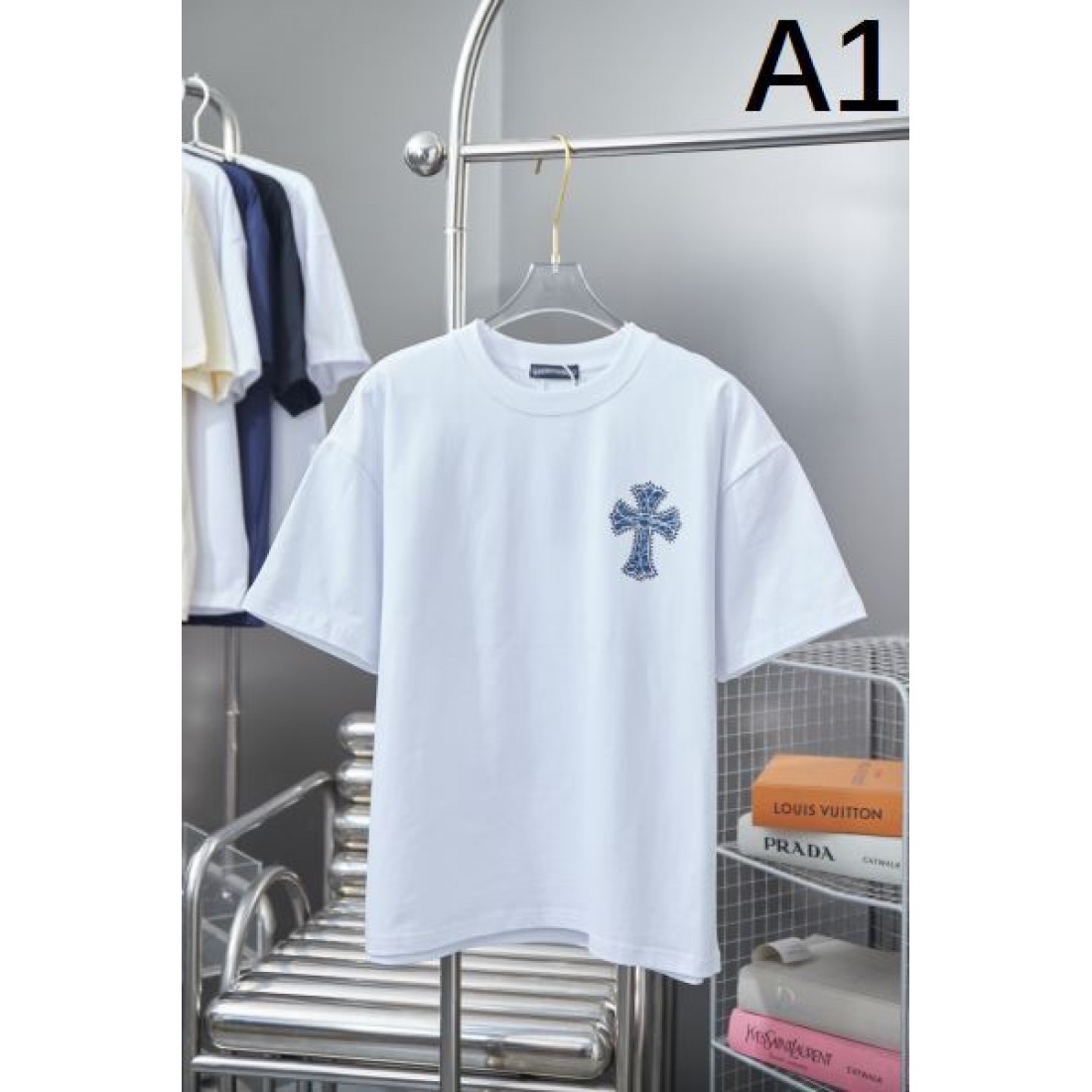 CHROME HEARTS クロムハーツ コピー 半袖Tシャツで叶える スタイリッシュな日常