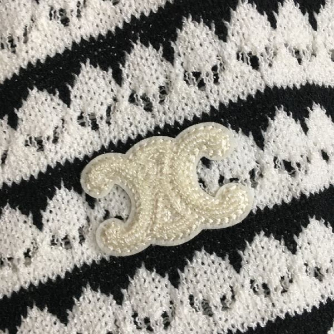 CHANEL スーパーコピー ストライプ半袖 ロゴ 着心地のいいサイズ感 シャネル