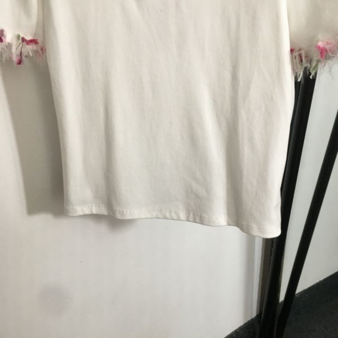 CHANEL スーパーコピー 半袖Tシャツ ロゴ 愛用者がとっても多い シャネル