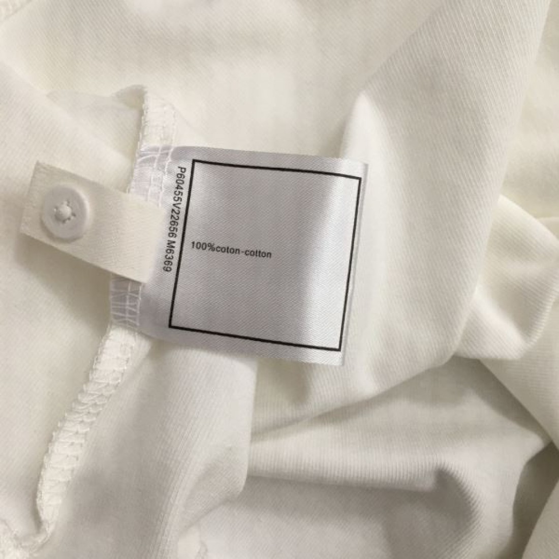 CHANEL スーパーコピー 半袖Tシャツ ロゴ 愛用者がとっても多い シャネル