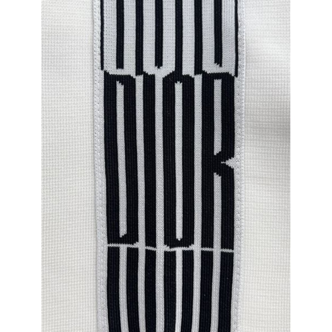 DIOR スーパーコピー チョッキ ロゴ 大人な印象が溢れ出る ディオール