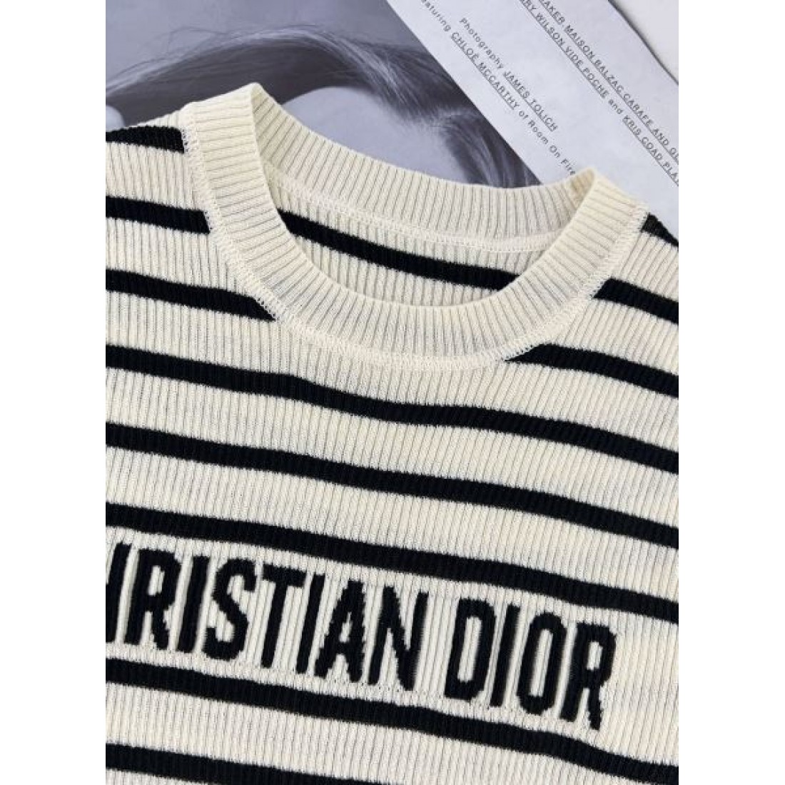 DIOR スーパーコピー ニット半袖 ロゴ 大人の雰囲気たっぷり ディオール