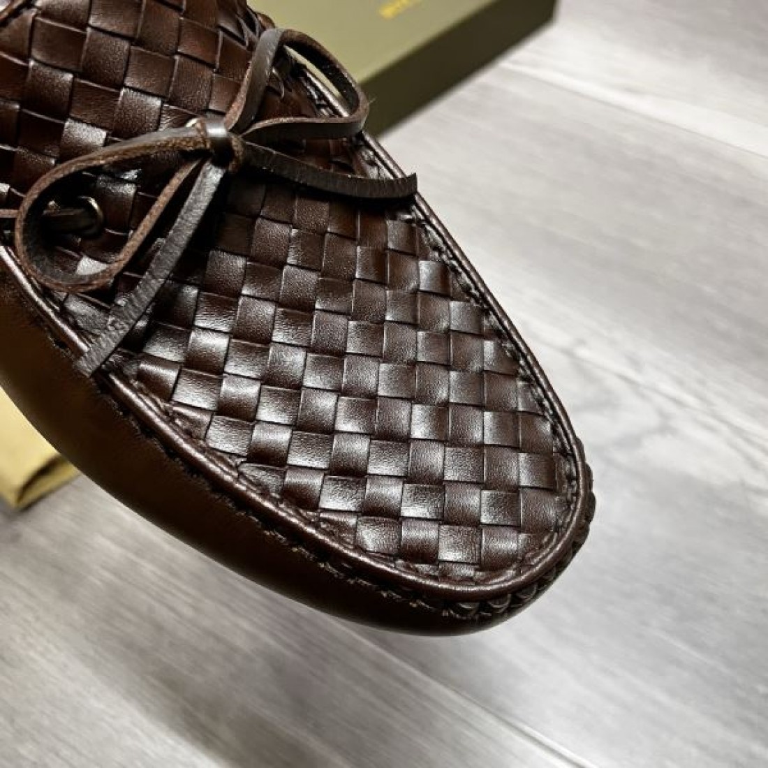上質感に満ちた BOTTEGA VENETA ボッテガヴェネタ コピー ビジネスシューズ を今すぐ体感