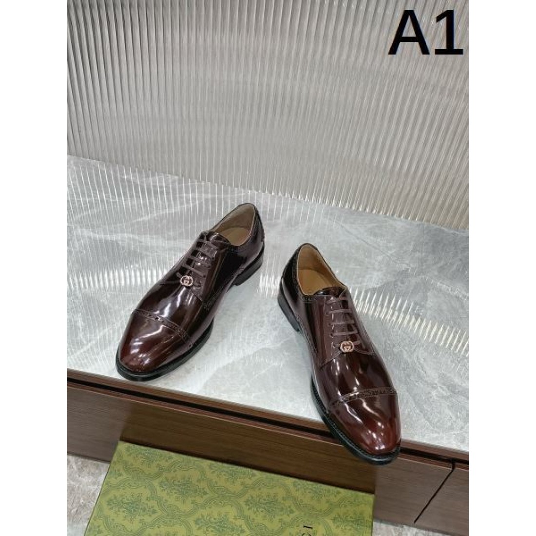 落ち着きが漂う洗練された GUCCI グッチ コピー ビジネスシューズ