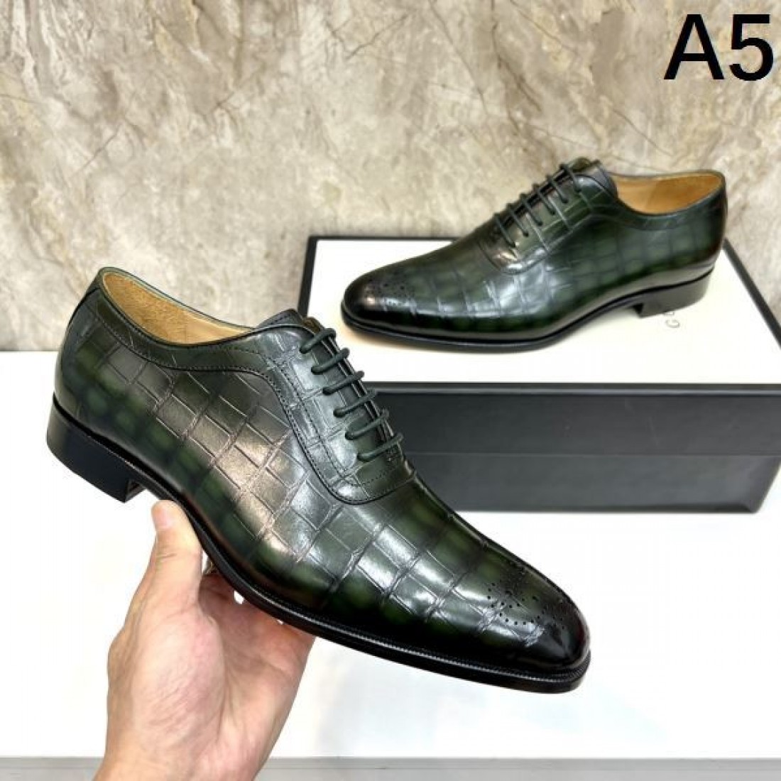  グッチ コピー ビジネスシューズ GUCCIこだわりのディテールが光る一足