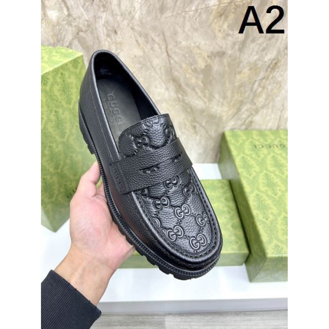 上質でエレガントな GUCCI グッチ コピー ビジネスシューズ 大人の足元に