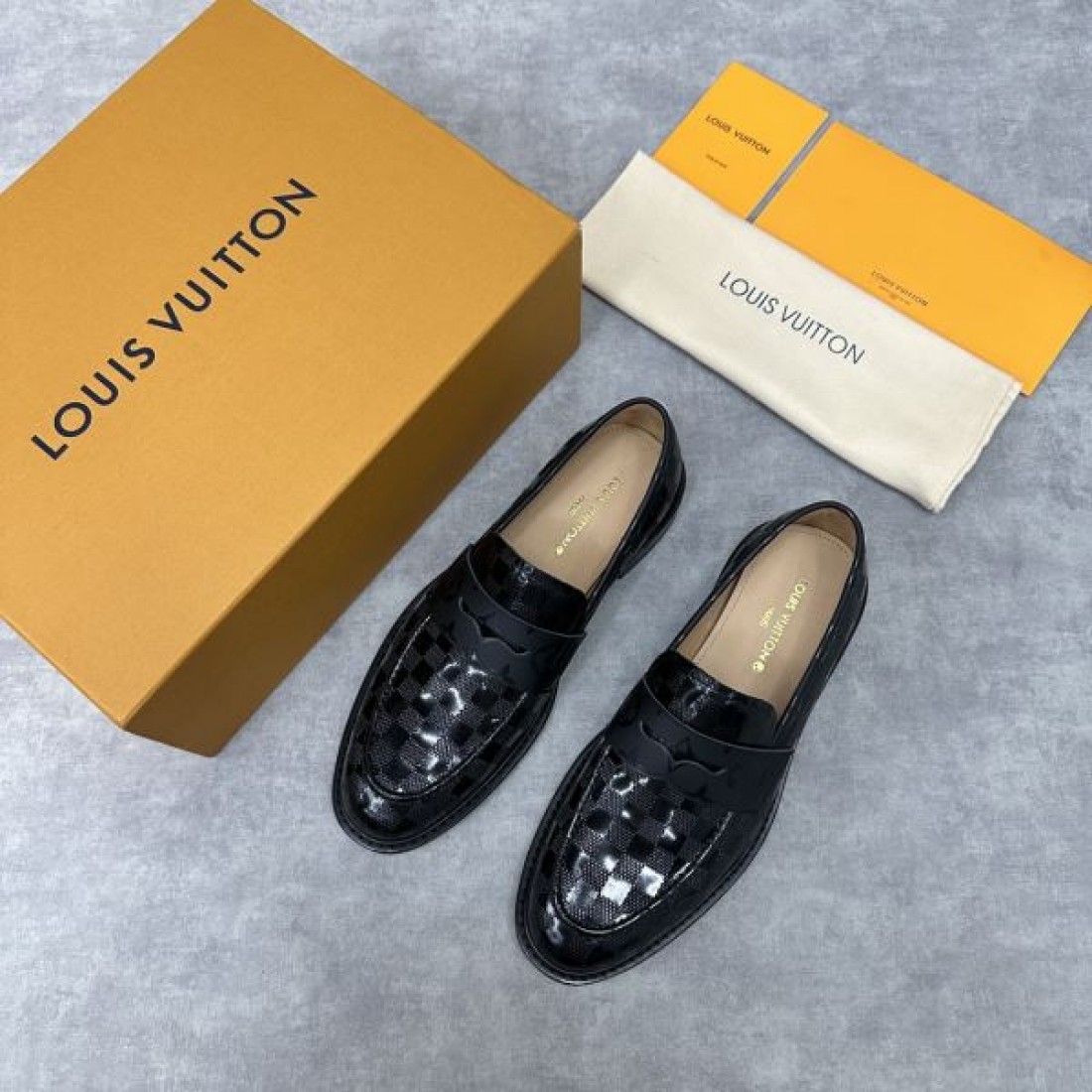 スタイリッシュ LOUIS VUITTON コピー ビジネスシューズ ルイヴィトンで魅せる