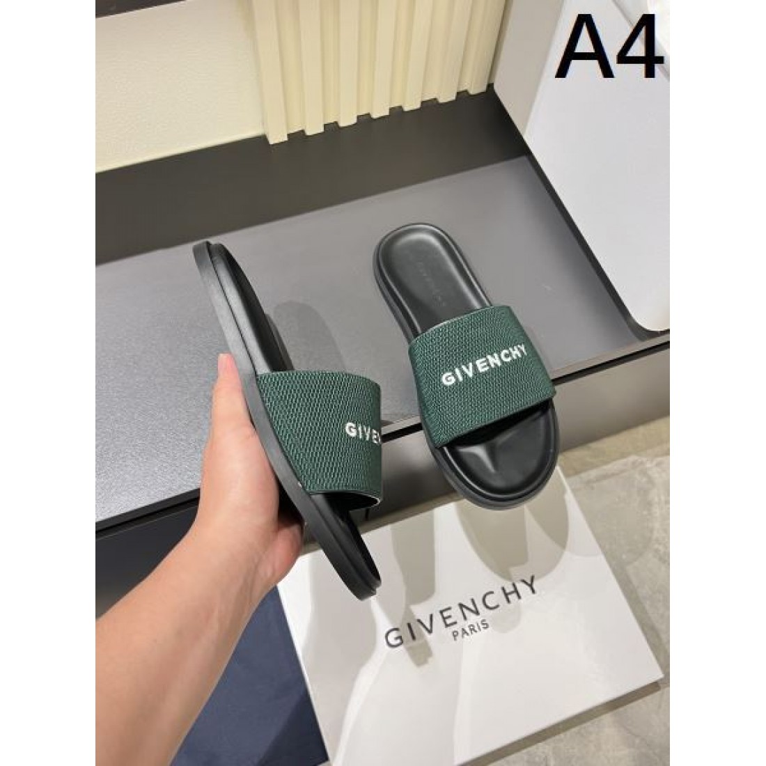 これは買い GIVENCHY ジバンシィ コピー メンズ用 サンダル お洒落さん必携
