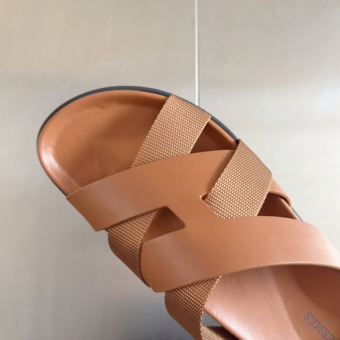 上質で気品に満ちた エルメス コピー サンダル HERMES 話題のマストアイテム