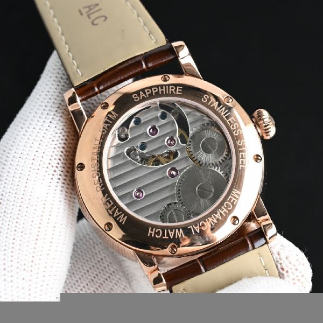気品と存在感が同居する カルティエ コピー ウォッチ CARTIER 洗練されたで話題