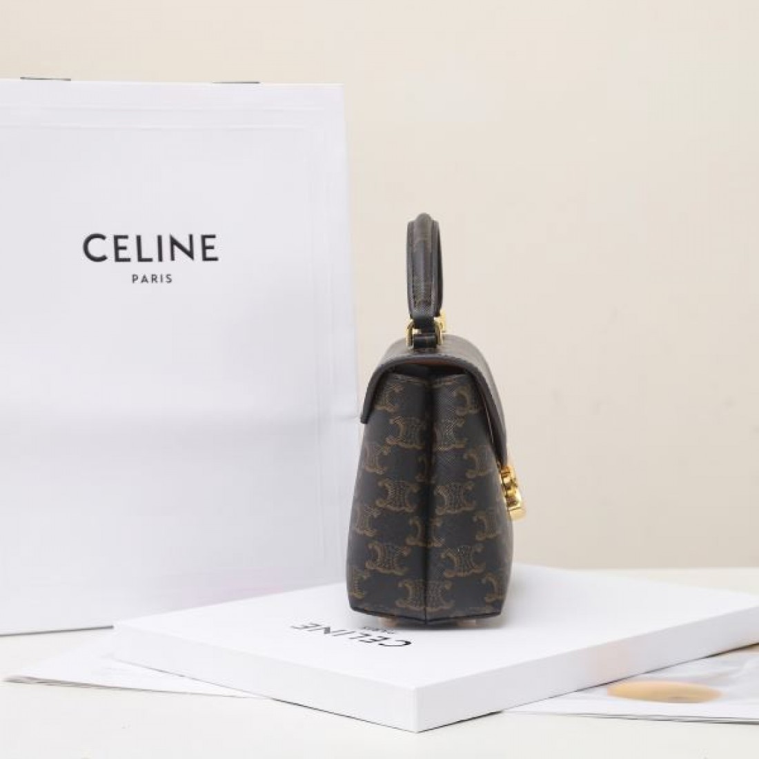 一目惚れアイテム CELINE セリーヌ コピー トートバッグ 夏季新作