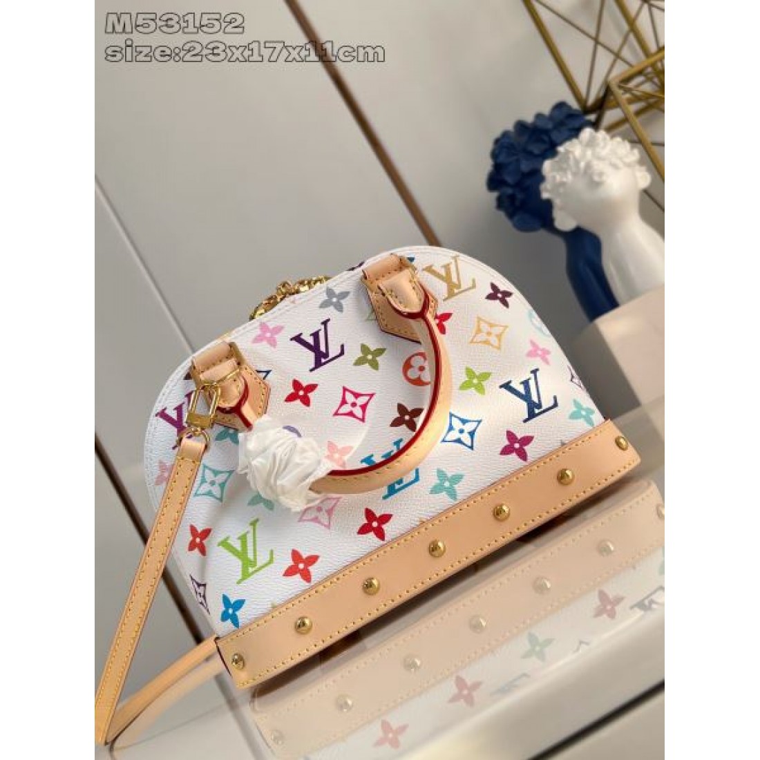  優雅でスタイリッシュな LOUIS VUITTON ルイヴィトン コピー トートバッグ 気品漂う