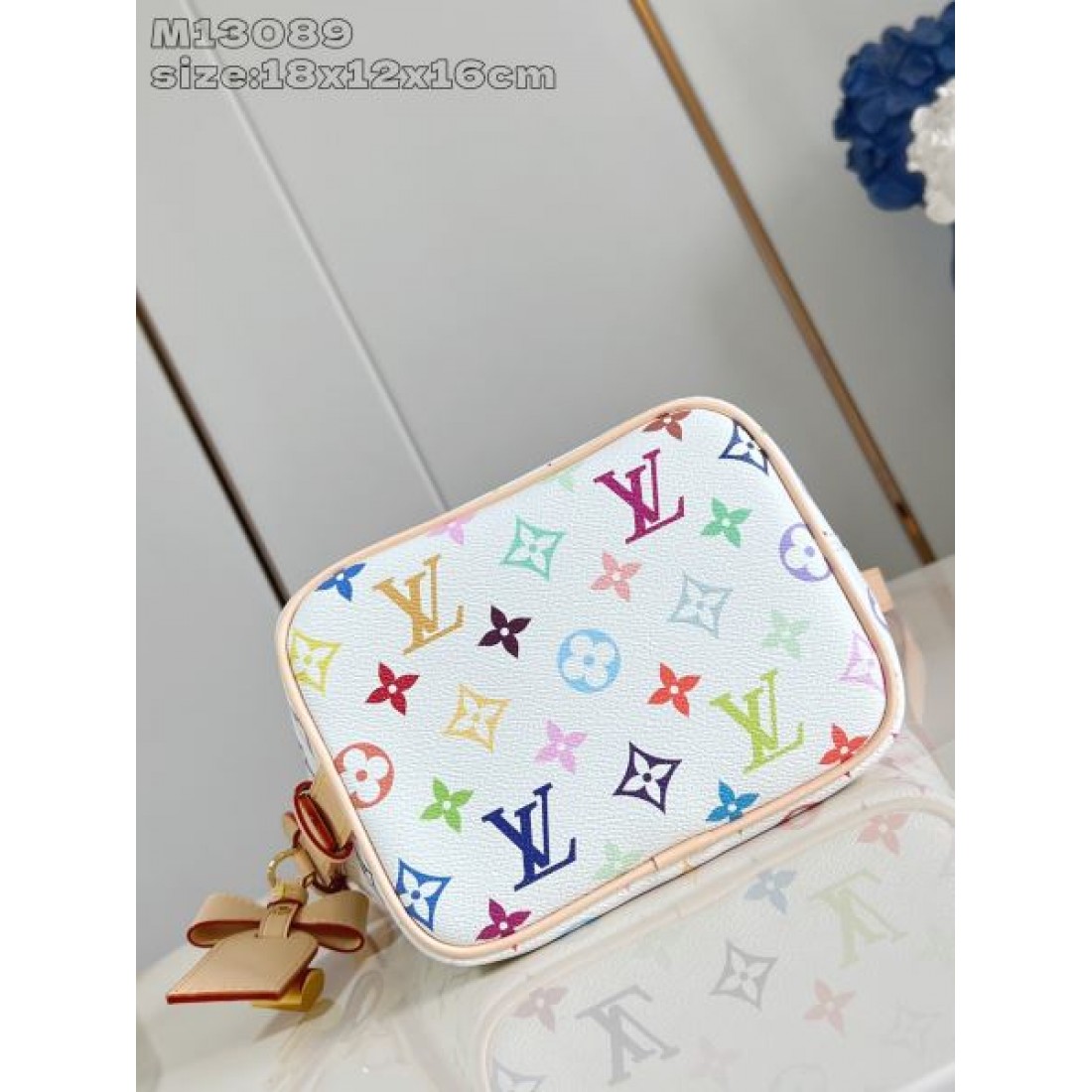 LOUIS VUITTON ルイヴィトン コピー ショルダーバッグ クラシカルで気品漂うデザイン