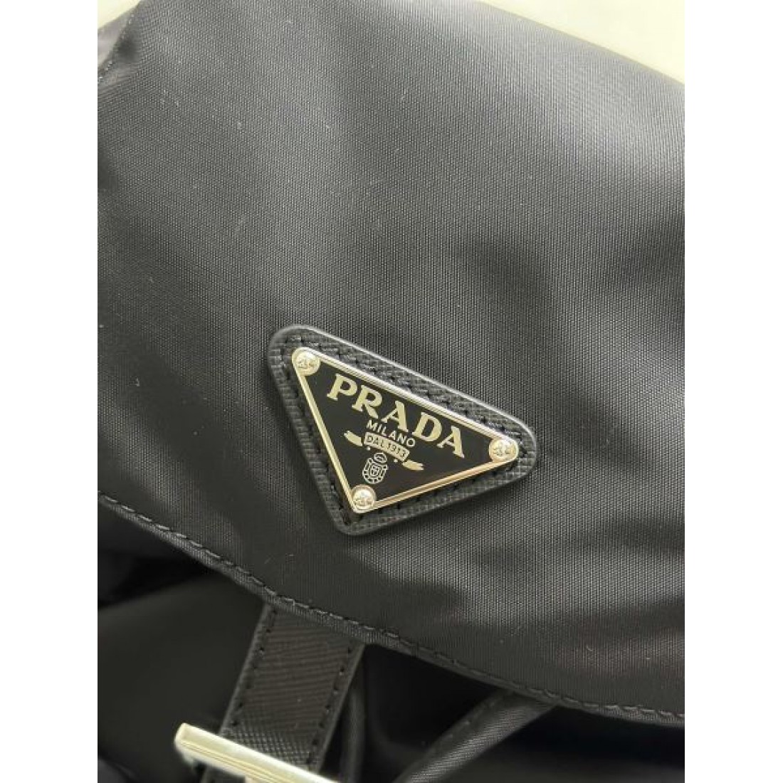 PRADA コピー バックパック ロゴ 目が離せない冬季新作 プラダ