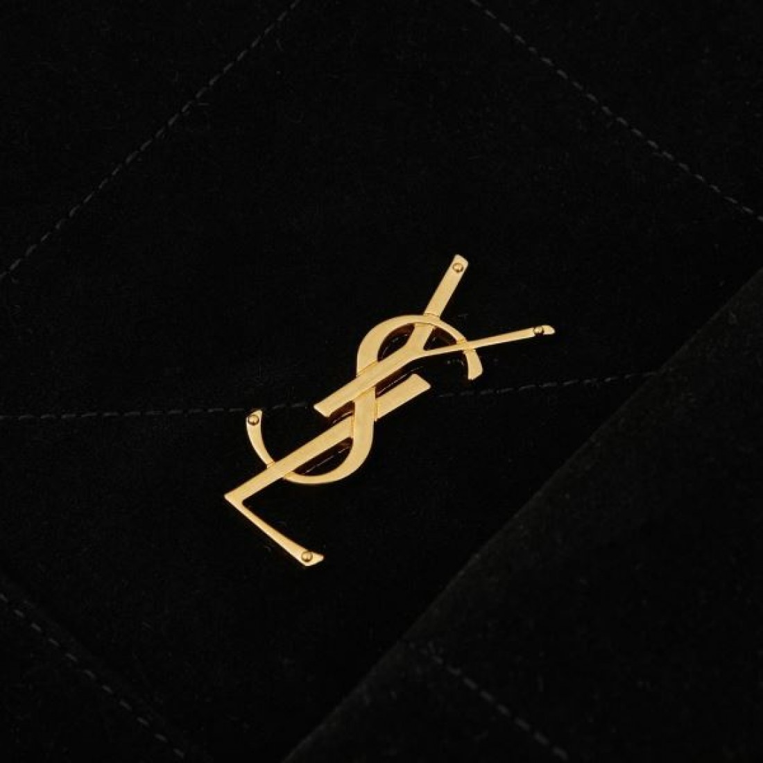 イヴ サンローラン スーパーコピー トートバッグ ロゴ お洒落さん必見 SAINT LAURENT