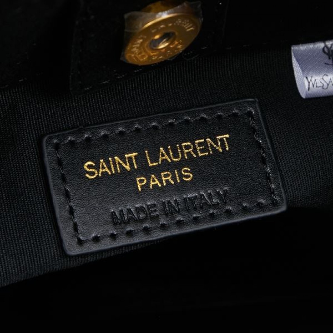 イヴ サンローラン スーパーコピー トートバッグ ロゴ お洒落さん必見 SAINT LAURENT