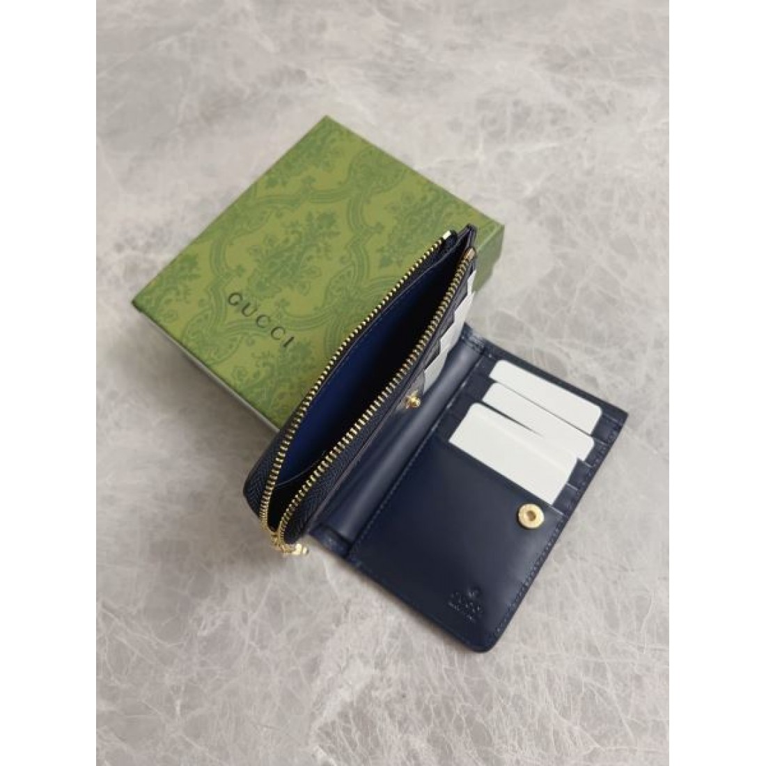 機能的でスマートな GUCCI グッチ コピー カードケース 上品な素材感