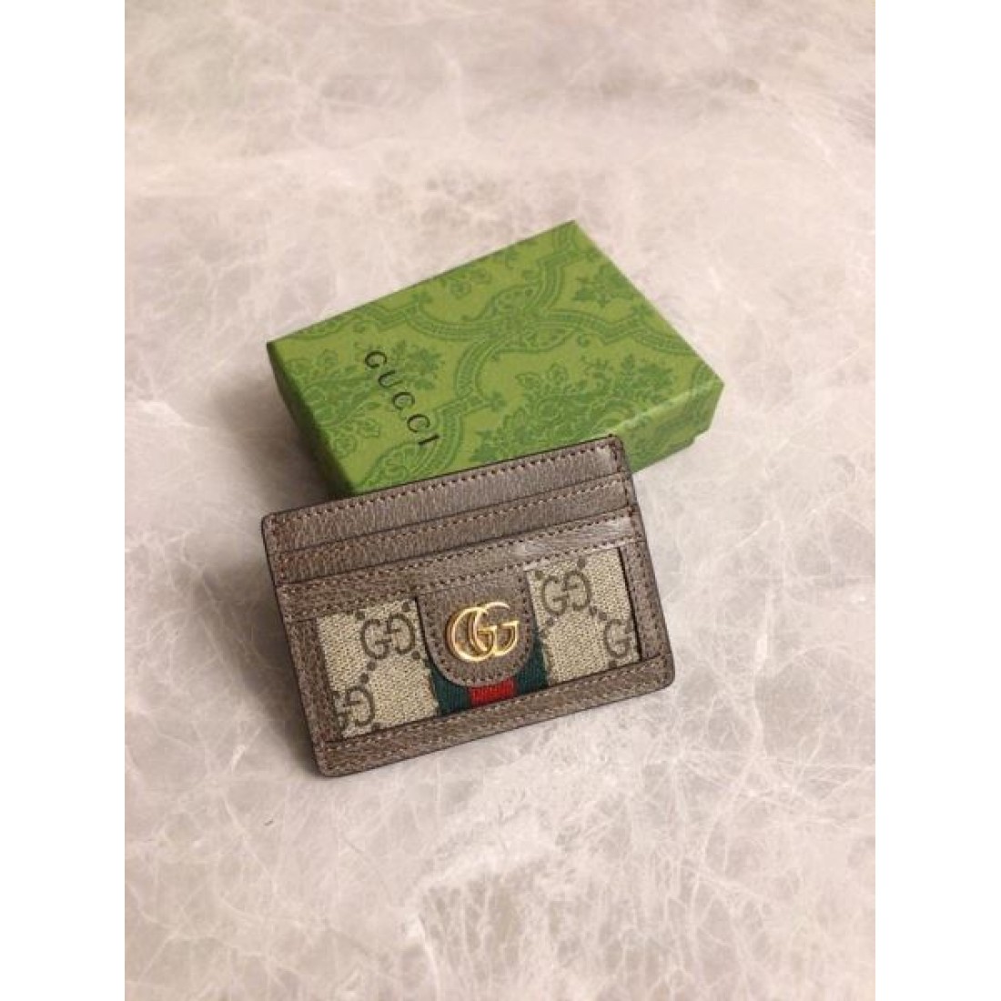 GUCCI グッチ コピー カードケース 2025SS 新作 レディースファッション エレガントに着こなす