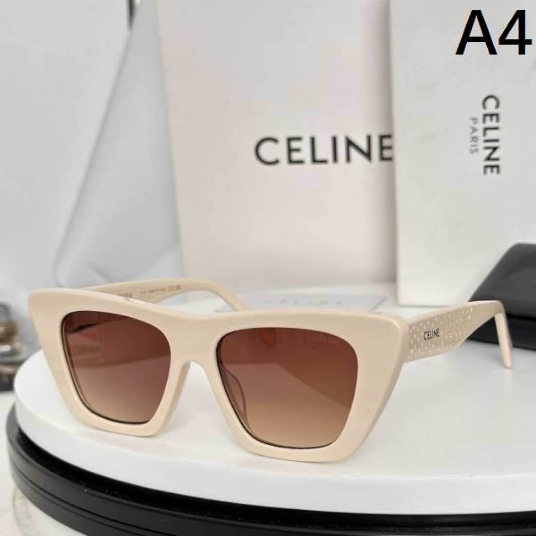 優雅な 高級感ある セリーヌ スーパーコピー サングラス CELINE 大人っぽい