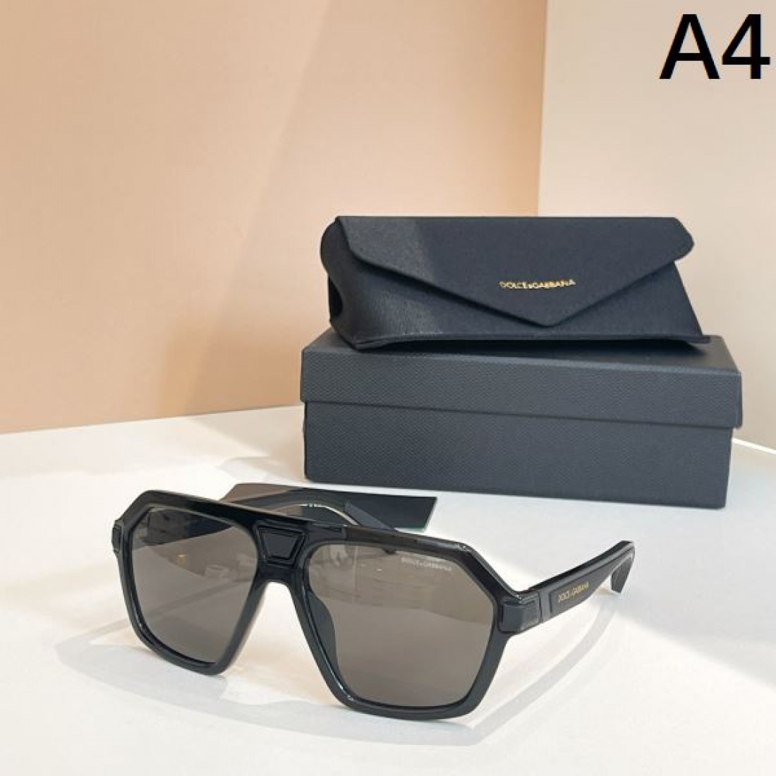 人気沸騰中！おしゃれ新品 DOLCE＆GABBANA ドルチェ＆ガッバーナ コピー サングラス 大人可愛い