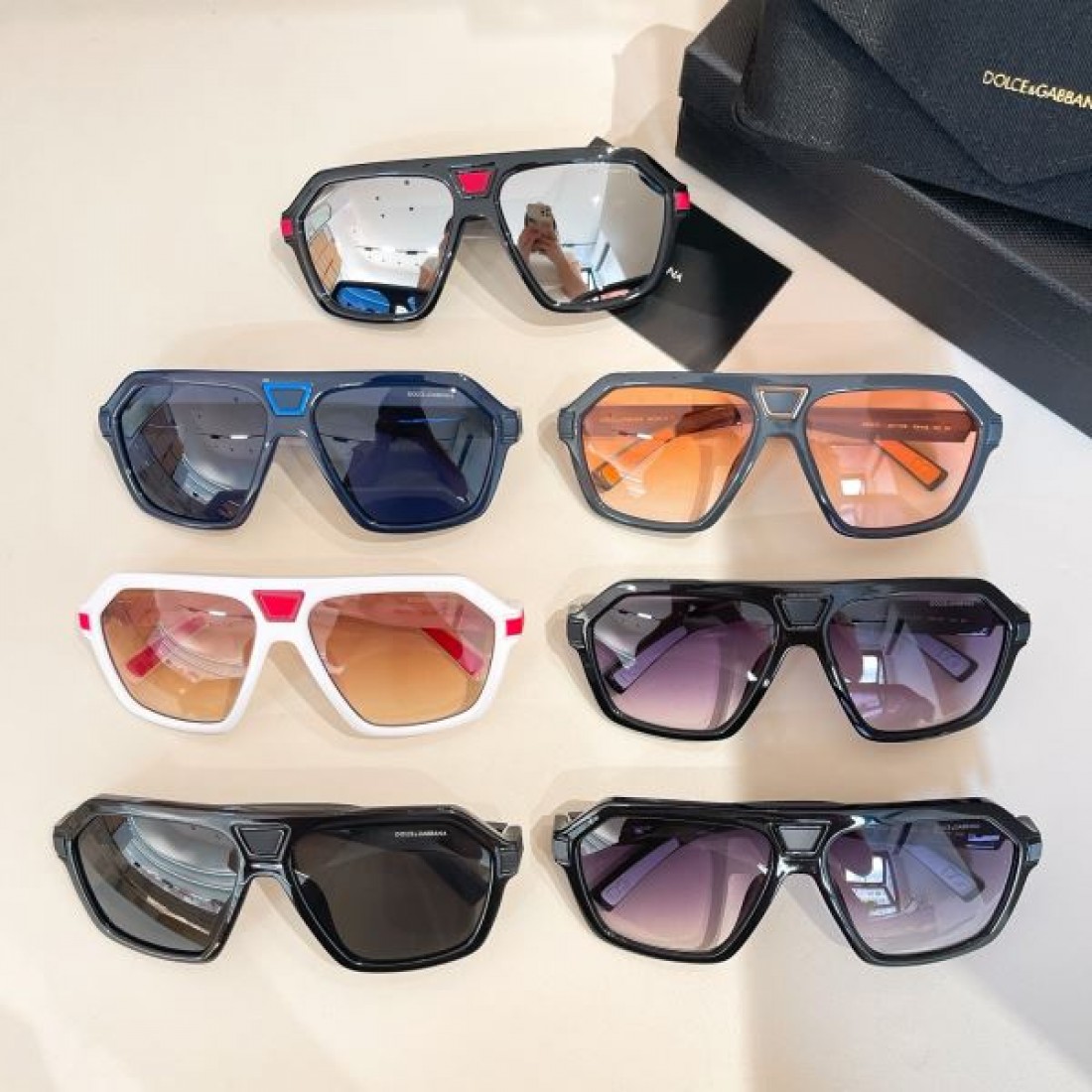 人気沸騰中！おしゃれ新品 DOLCE＆GABBANA ドルチェ＆ガッバーナ コピー サングラス 大人可愛い